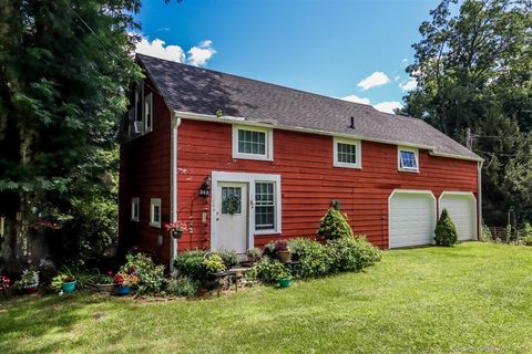 A home in New Milford