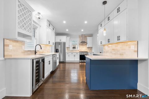 Tiny photo for 21 Richmond Avenue, New Haven, CT 06515 (MLS # 24151578)