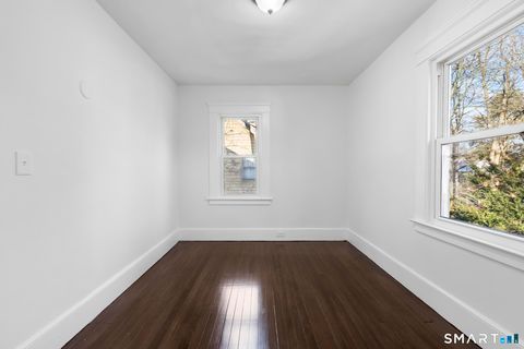 Tiny photo for 21 Richmond Avenue, New Haven, CT 06515 (MLS # 24151578)