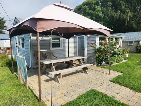 Photo of 73 South Street, Madison, CT 06443 (MLS # 24133620)