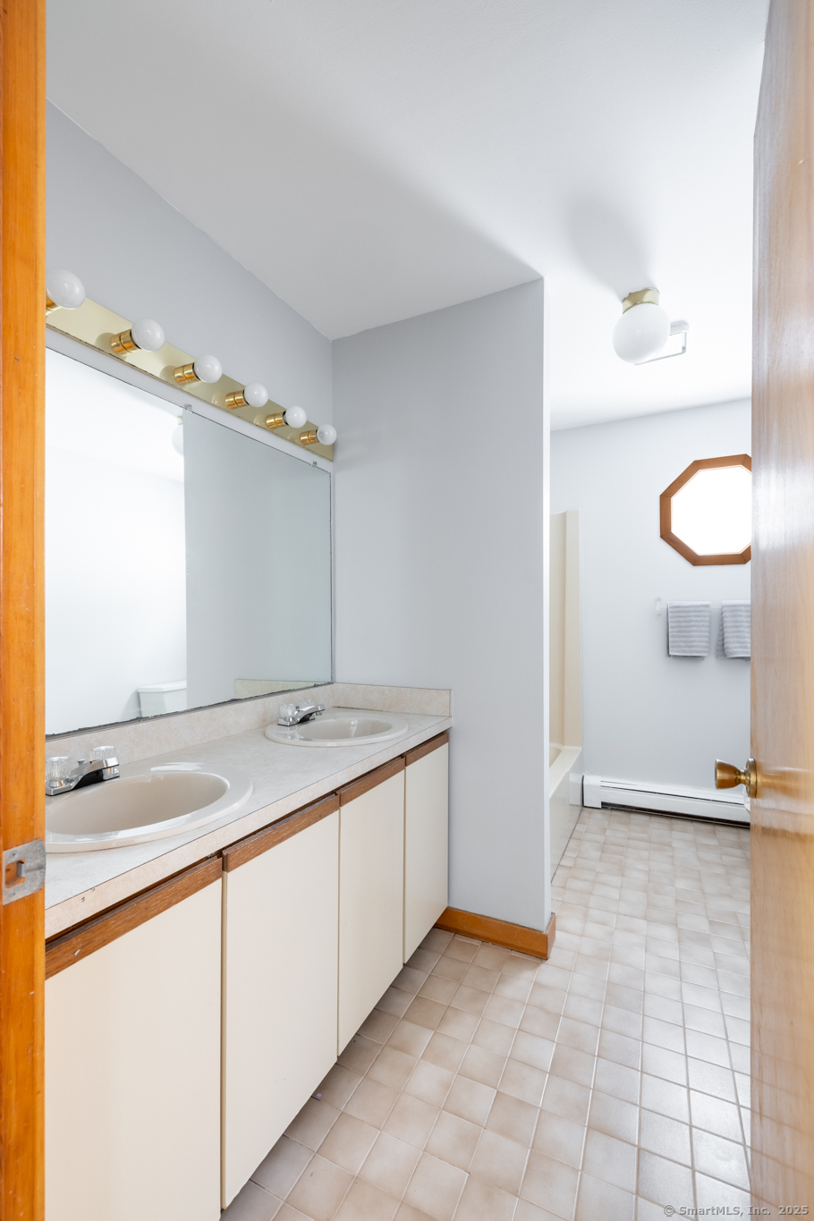8 Pebble Lane, New Milford, Connecticut image 28