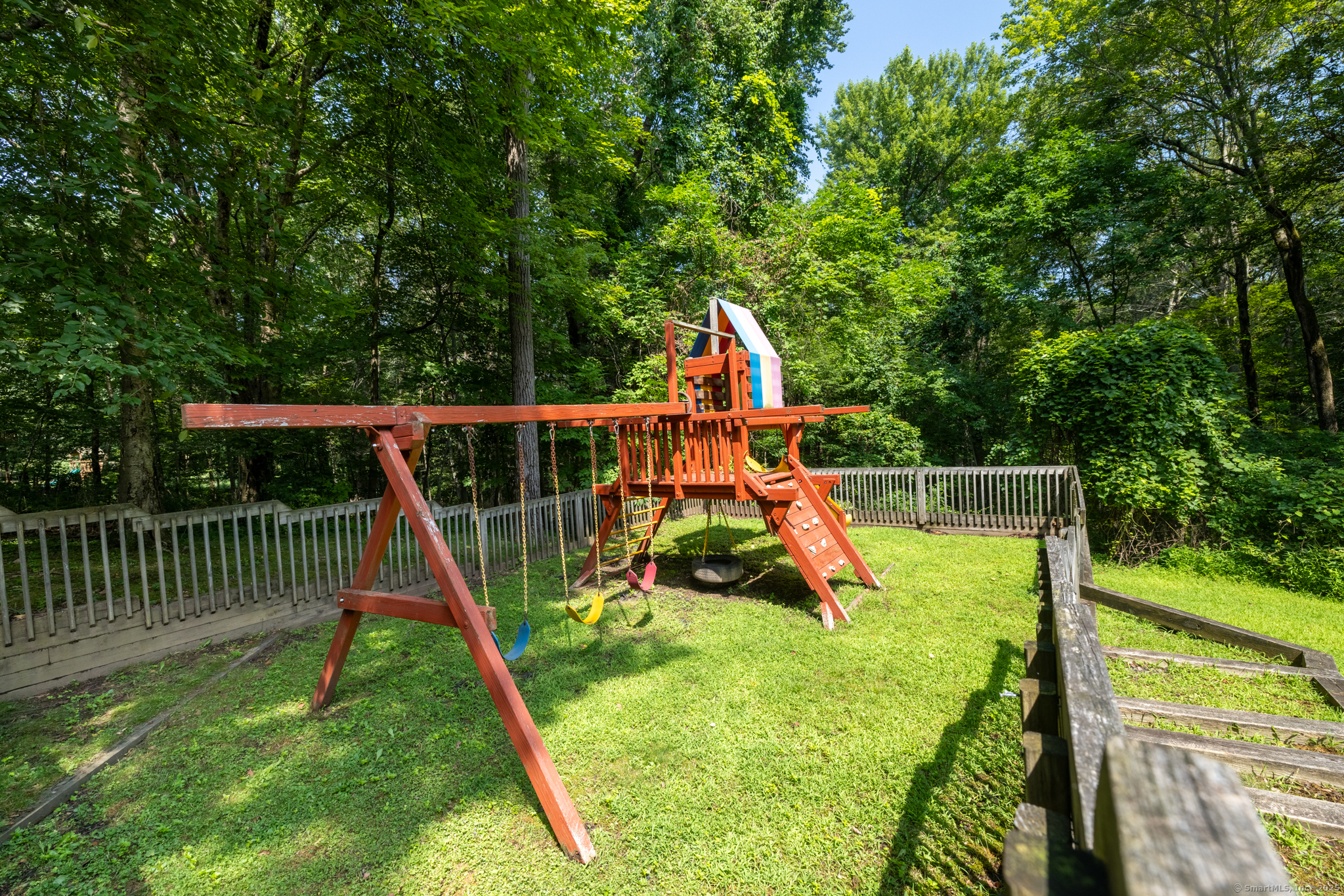 8 Pebble Lane, New Milford, Connecticut image 33