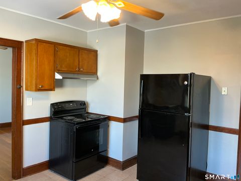 Tiny photo for 10 Erin Street #2nd Floor, Middletown, CT 06457 (MLS # 24154022)