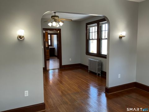 Tiny photo for 10 Erin Street #2nd Floor, Middletown, CT 06457 (MLS # 24154022)