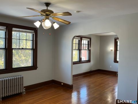 Tiny photo for 10 Erin Street #2nd Floor, Middletown, CT 06457 (MLS # 24154022)