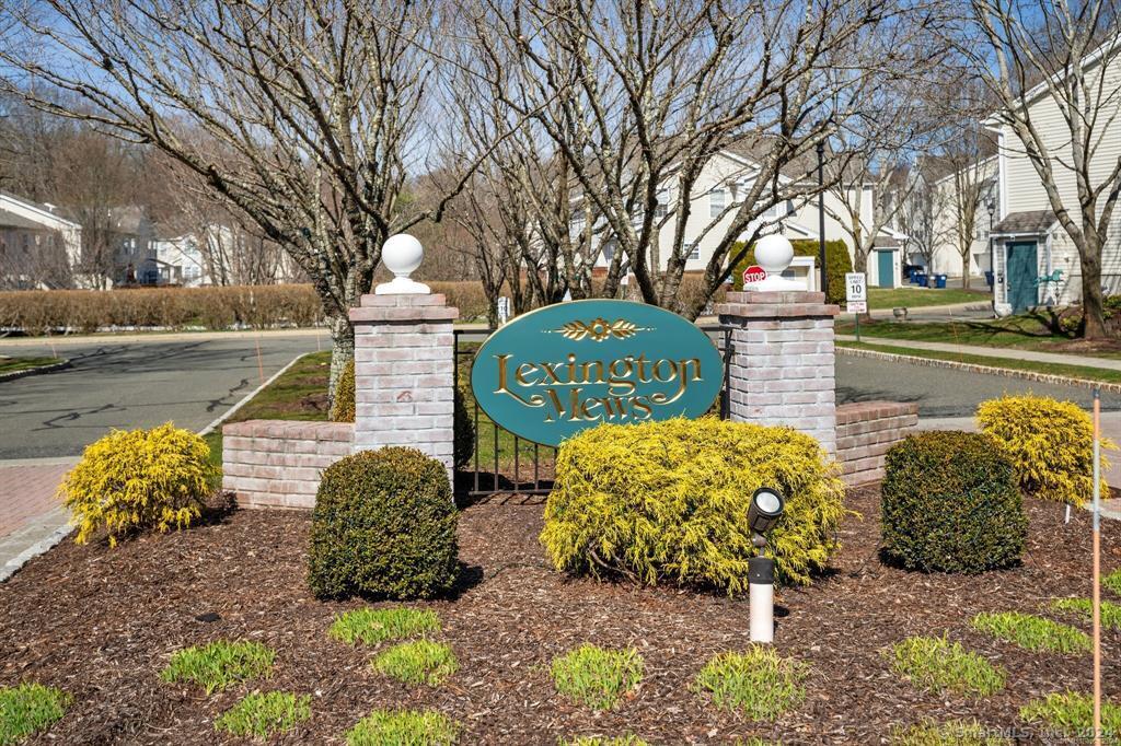 Property for Sale at 1803 Eaton Court 1803, Danbury, Connecticut - Bedrooms: 3 
Bathrooms: 3 
Rooms: 7  - $456,000