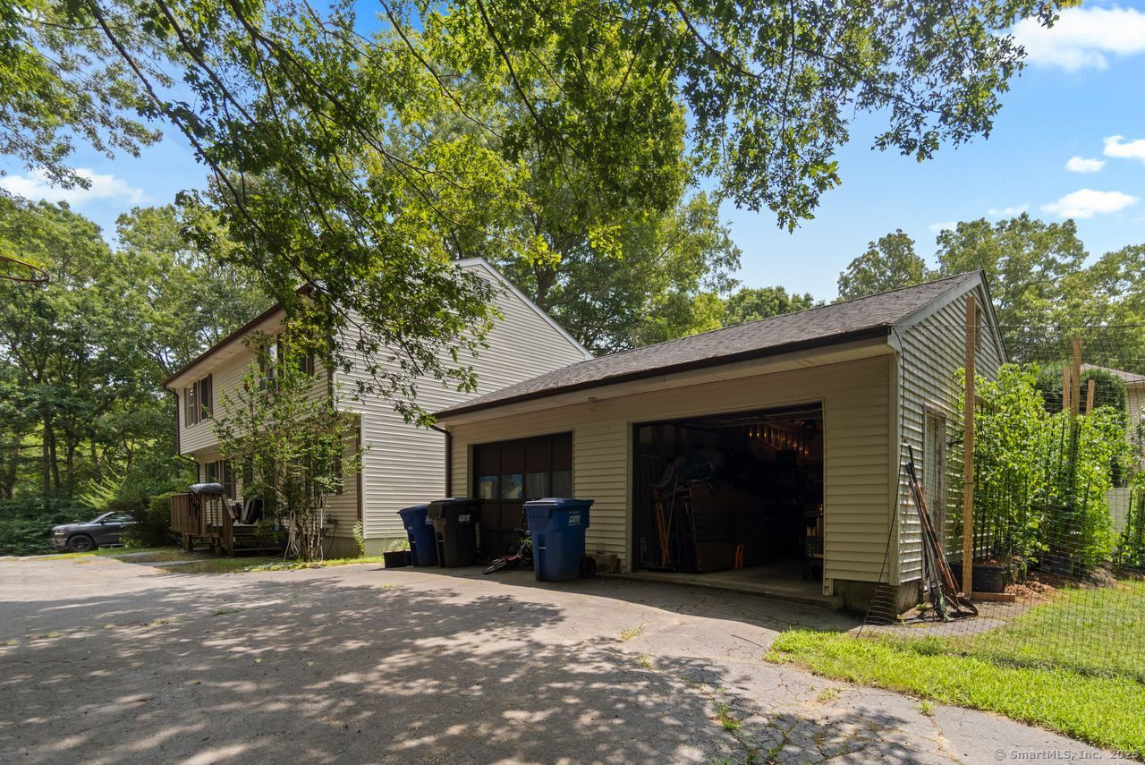 860 North Road