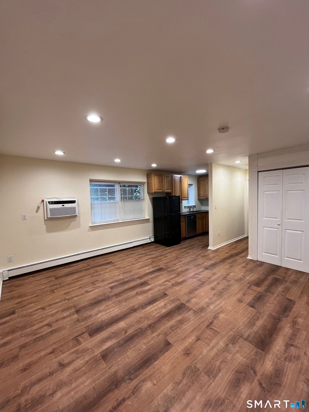 Photo of 398 Courtland Avenue #17, Stamford, CT 06906 (MLS # 24213217)