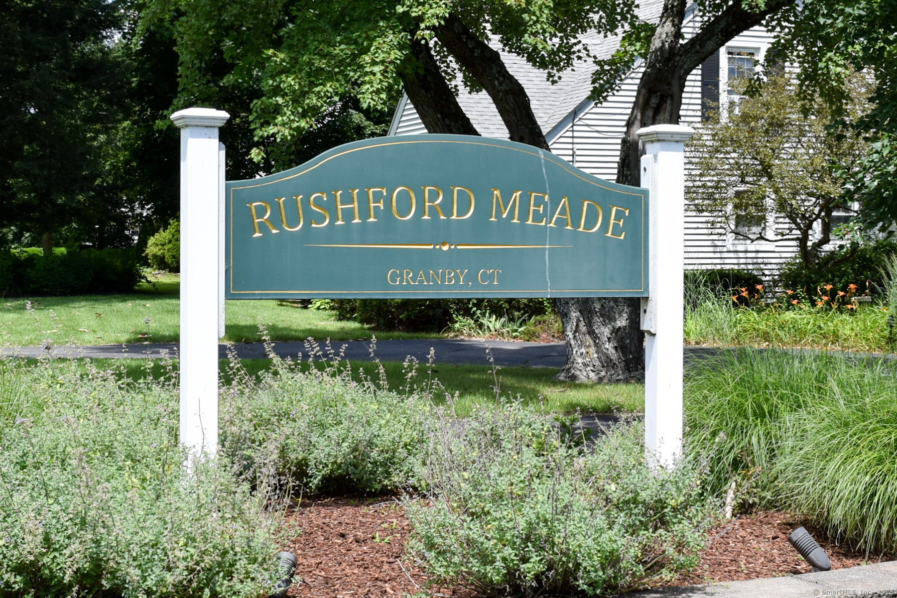 38 Rushford Meade