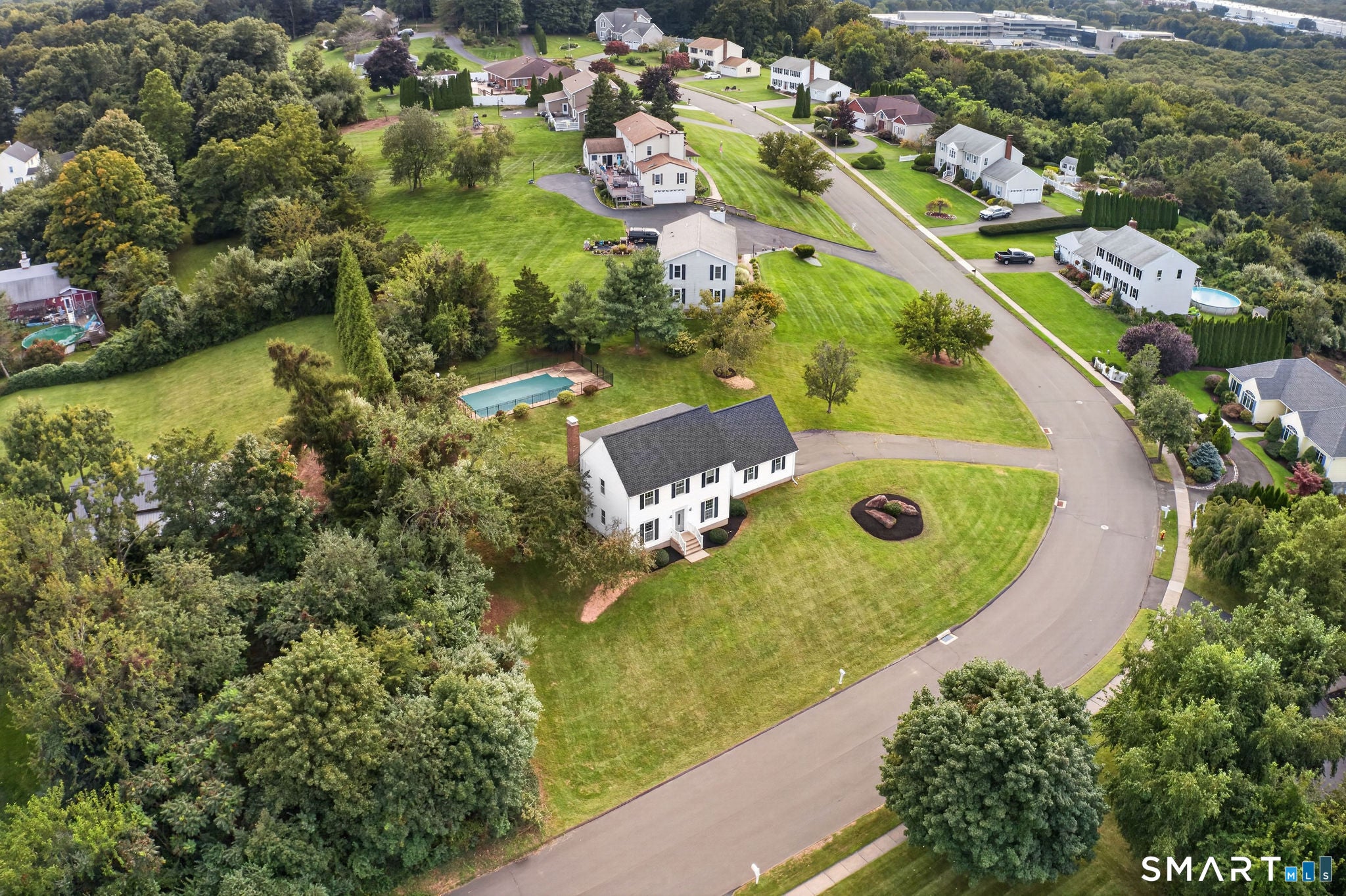 4 Huntington Ridge Road