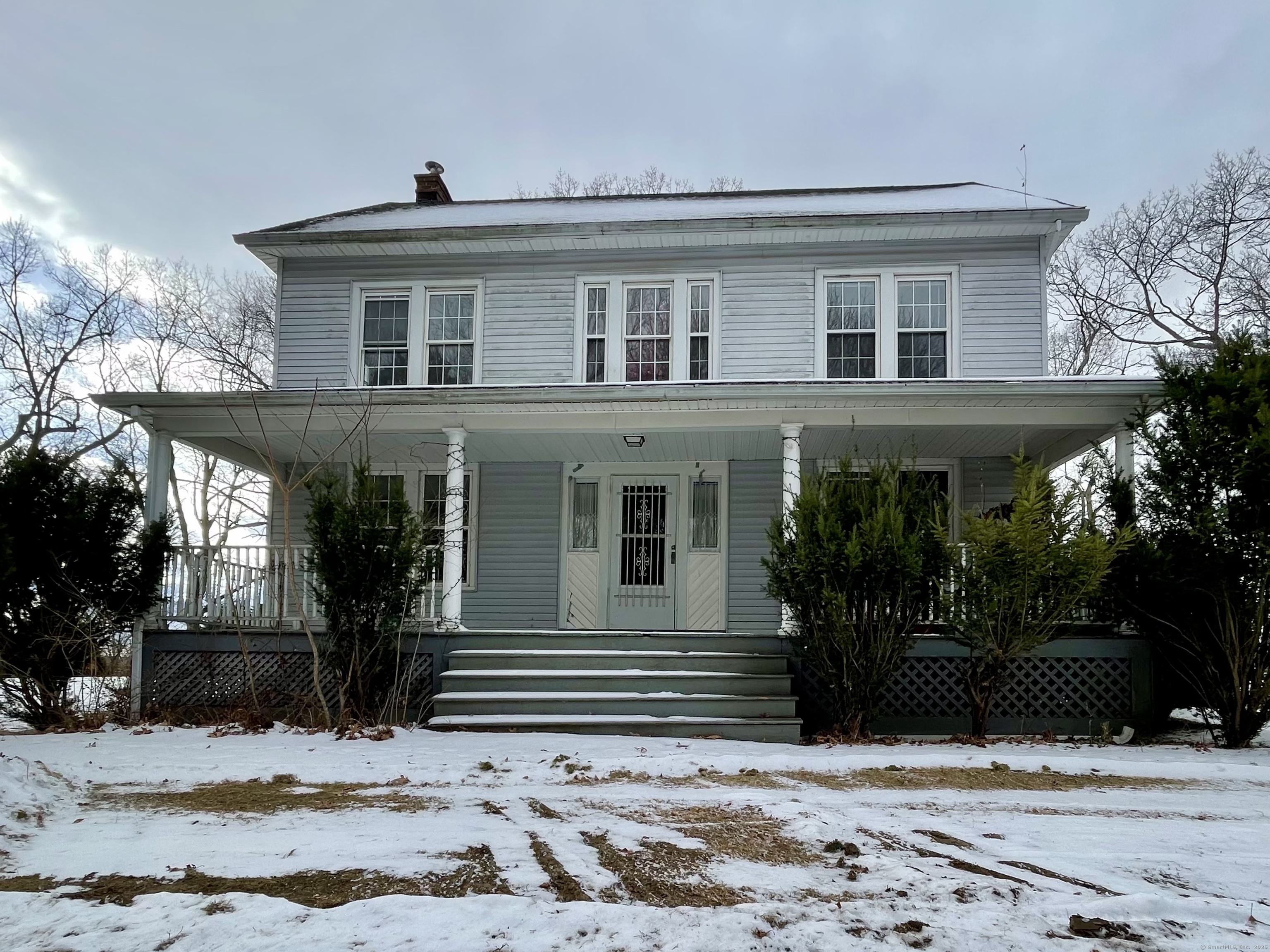 Rental Property at Main Street, Rocky Hill, Connecticut - Bedrooms: 4 
Bathrooms: 2 
Rooms: 7  - $2,700 MO.