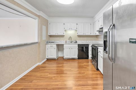 Tiny photo for 50 Birdseye Street #409A, Stratford, CT 06615 (MLS # 24145253)