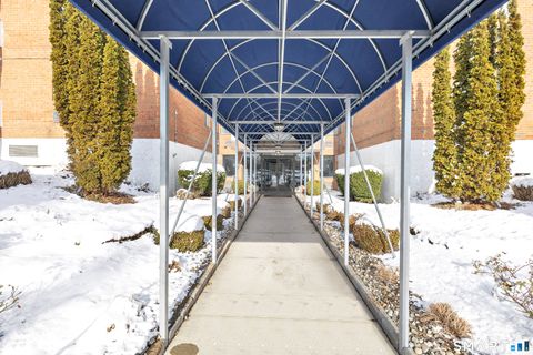 Tiny photo for 50 Birdseye Street #409A, Stratford, CT 06615 (MLS # 24145253)