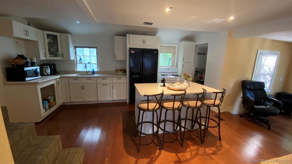54 Mountain Road