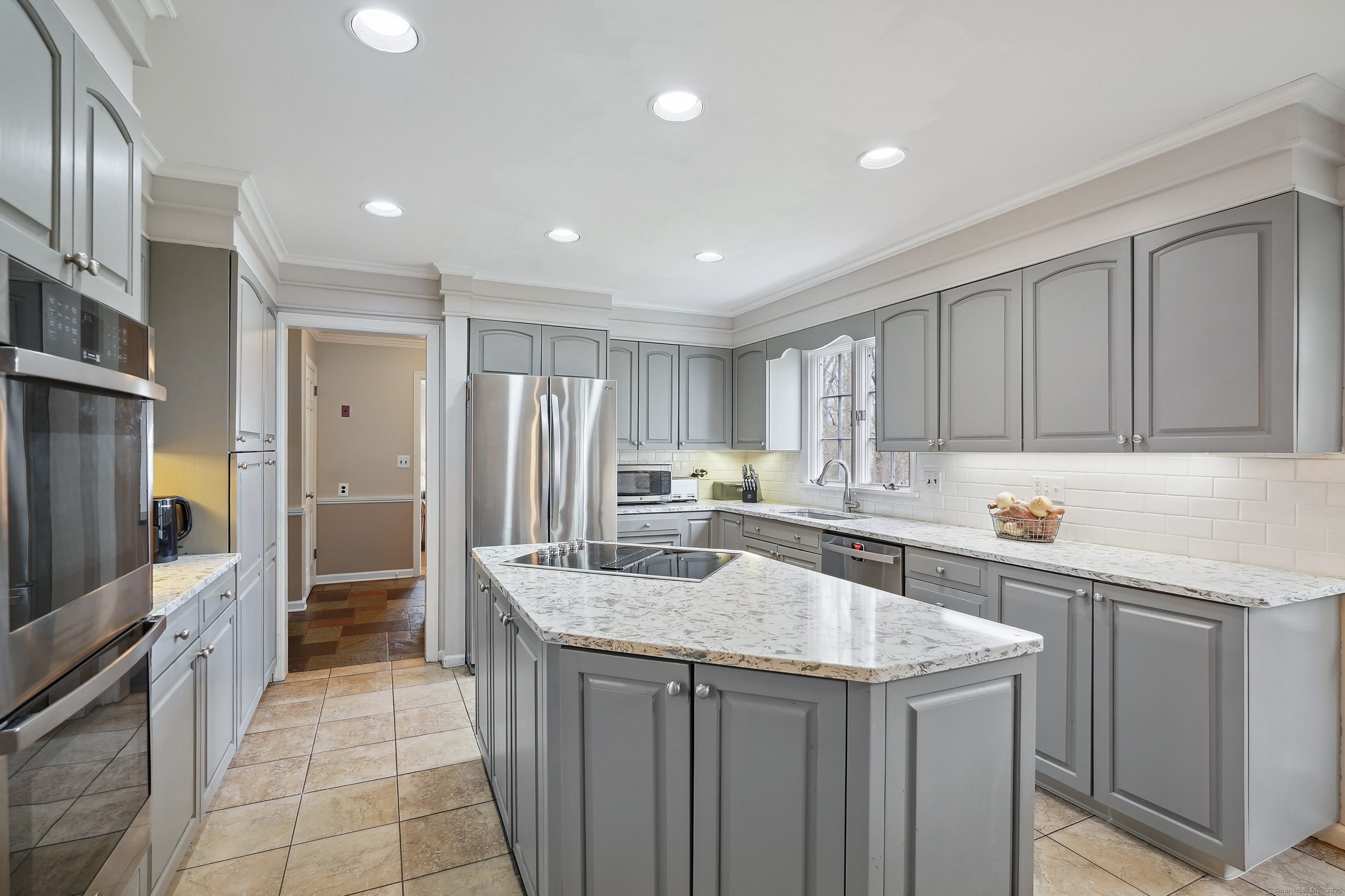 27 Easthill Road, Stamford, Connecticut image 7