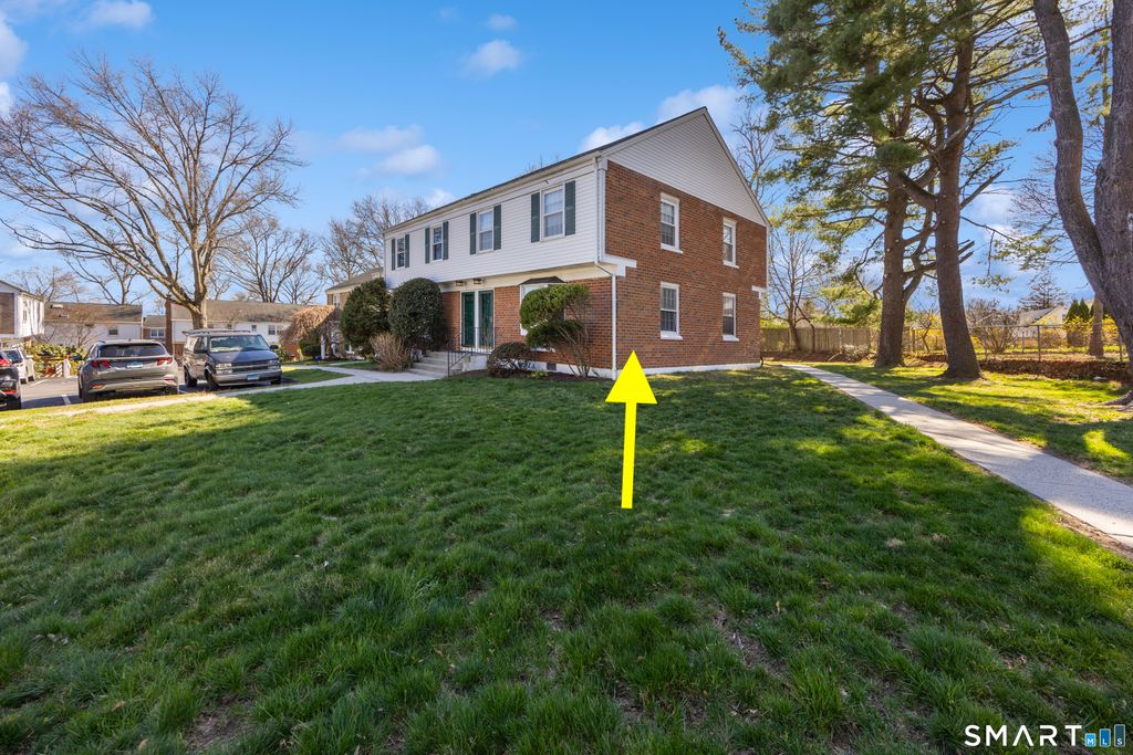 Photo of 245 Sunnyridge Avenue #1, Fairfield, CT 06824 (MLS # 24165182)