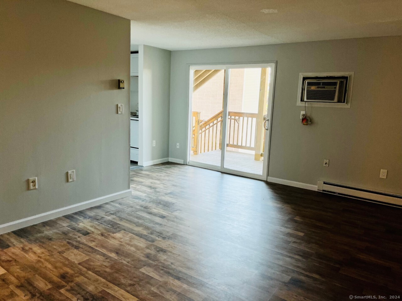 Rental Property at 238 Burgundy Hill Lane 238, Middletown, Connecticut - Bedrooms: 1 
Bathrooms: 1 
Rooms: 3  - $1,395 MO.