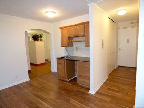 Tiny photo for 1 Gold Street #APT 4BC, Hartford, CT 06103 (MLS # 24134961)