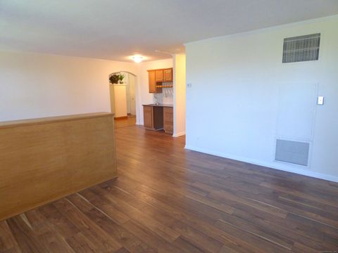 Tiny photo for 1 Gold Street #APT 4BC, Hartford, CT 06103 (MLS # 24134961)