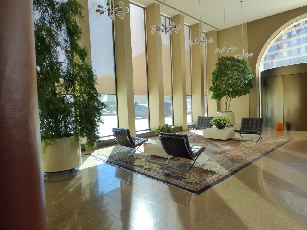 Photo of 1 Gold Street #APT 4BC, Hartford, CT 06103 (MLS # 24134961)