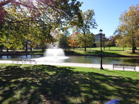 Tiny photo for 1 Gold Street #APT 4BC, Hartford, CT 06103 (MLS # 24134961)