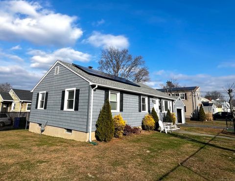 Photo of 20 Glenfield Avenue, Stratford, CT 06614 (MLS # 24143994)