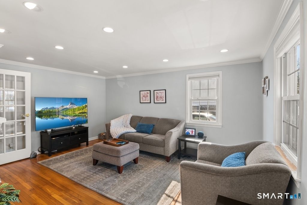 Photo of 49 Minivale Road, Stamford, CT 06907 (MLS # 24149754)