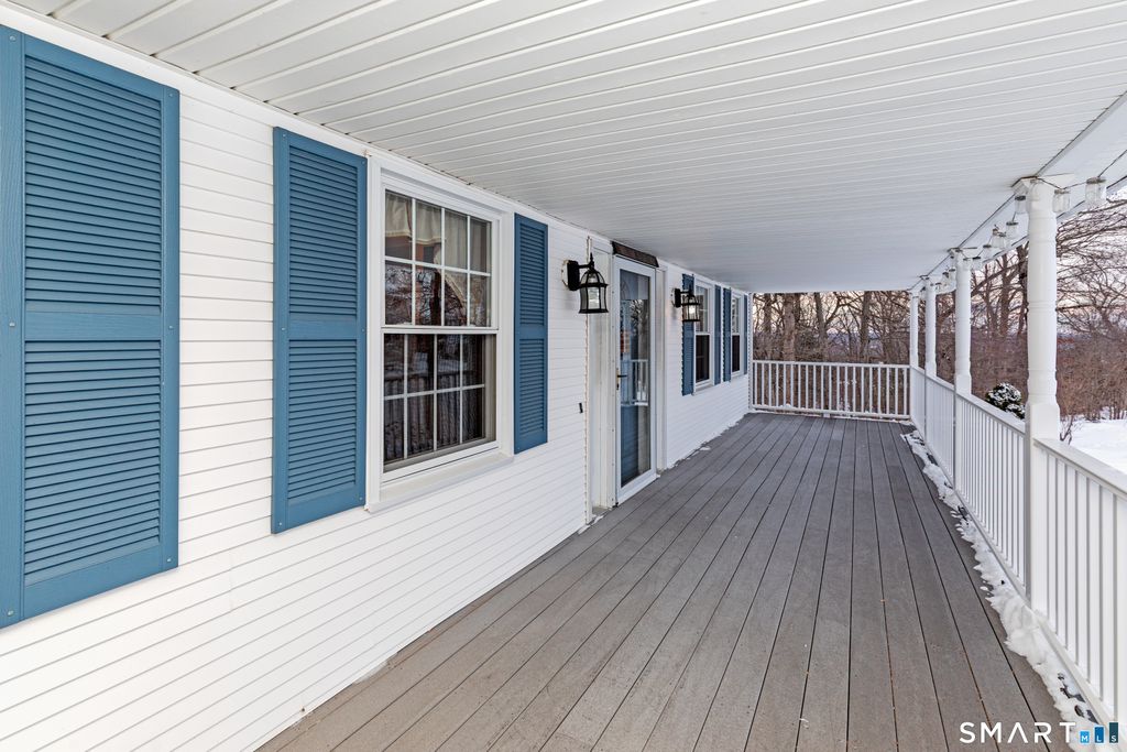 Photo of 52 Traceyann Court, Naugatuck, CT 06770 (MLS # 24150930)