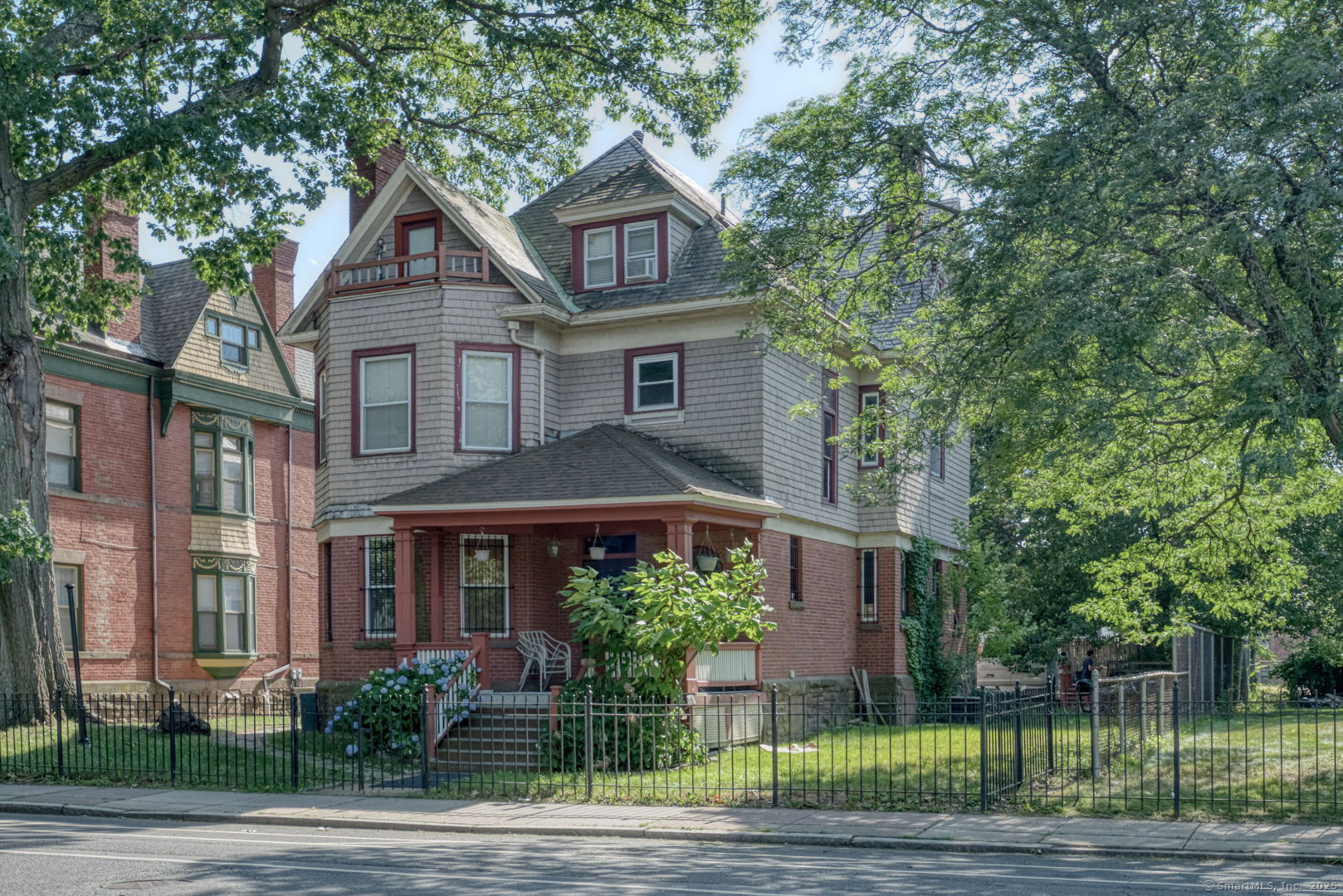 91 Wethersfield Avenue
