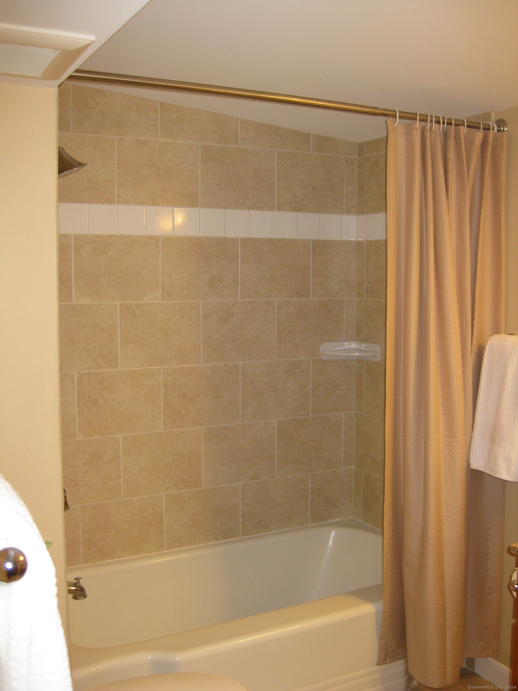 1071 River Boulevard, Suffield, Connecticut image 25