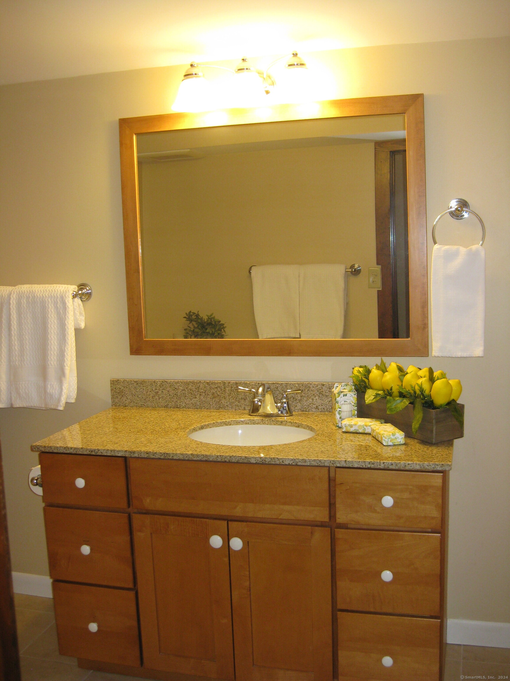1071 River Boulevard, Suffield, Connecticut image 24