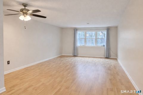 Tiny photo for 144 E Gate Lane #144, Hamden, CT 06514 (MLS # 24160692)