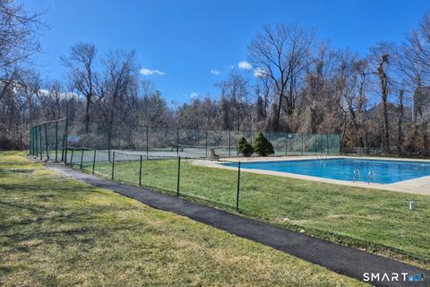 Tiny photo for 144 E Gate Lane #144, Hamden, CT 06514 (MLS # 24160692)