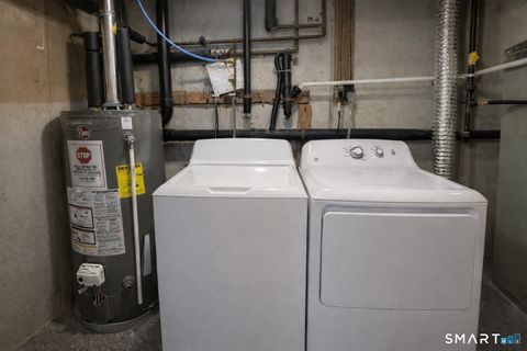 Tiny photo for 144 E Gate Lane #144, Hamden, CT 06514 (MLS # 24160692)