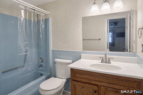 Tiny photo for 144 E Gate Lane #144, Hamden, CT 06514 (MLS # 24160692)