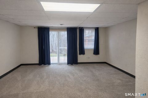 Tiny photo for 144 E Gate Lane #144, Hamden, CT 06514 (MLS # 24160692)