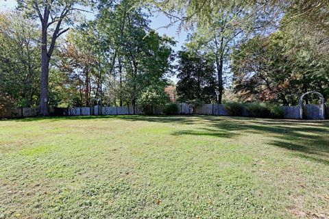 Tiny photo for 23 Robert Court, Fairfield, CT 06824 (MLS # 24133896)