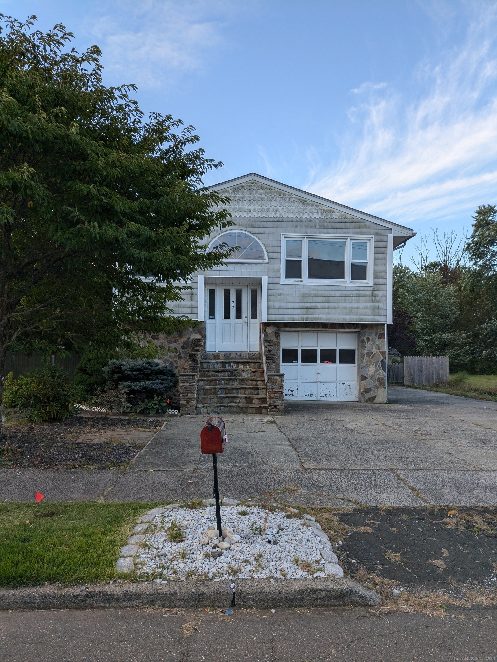 Property for Sale at 24 Hudson Street, East Haven, Connecticut - Bedrooms: 3 
Bathrooms: 2 
Rooms: 6  - $260,000