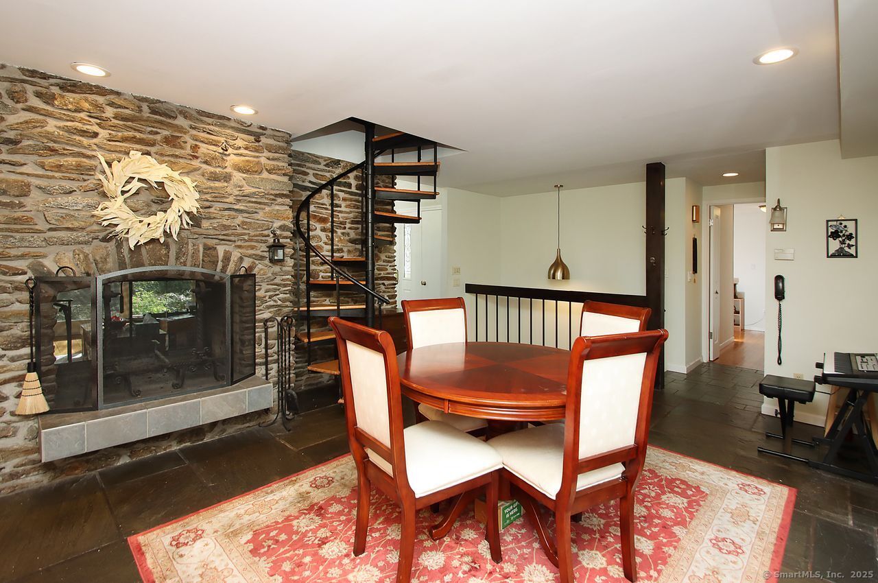 175 Old Lane Road, Hamden, Connecticut image 15