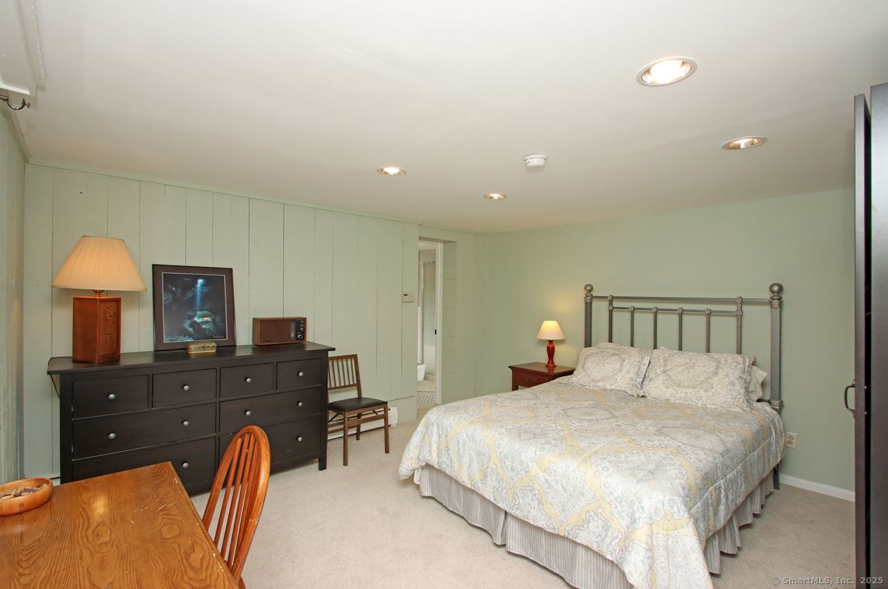 175 Old Lane Road, Hamden, Connecticut image 27