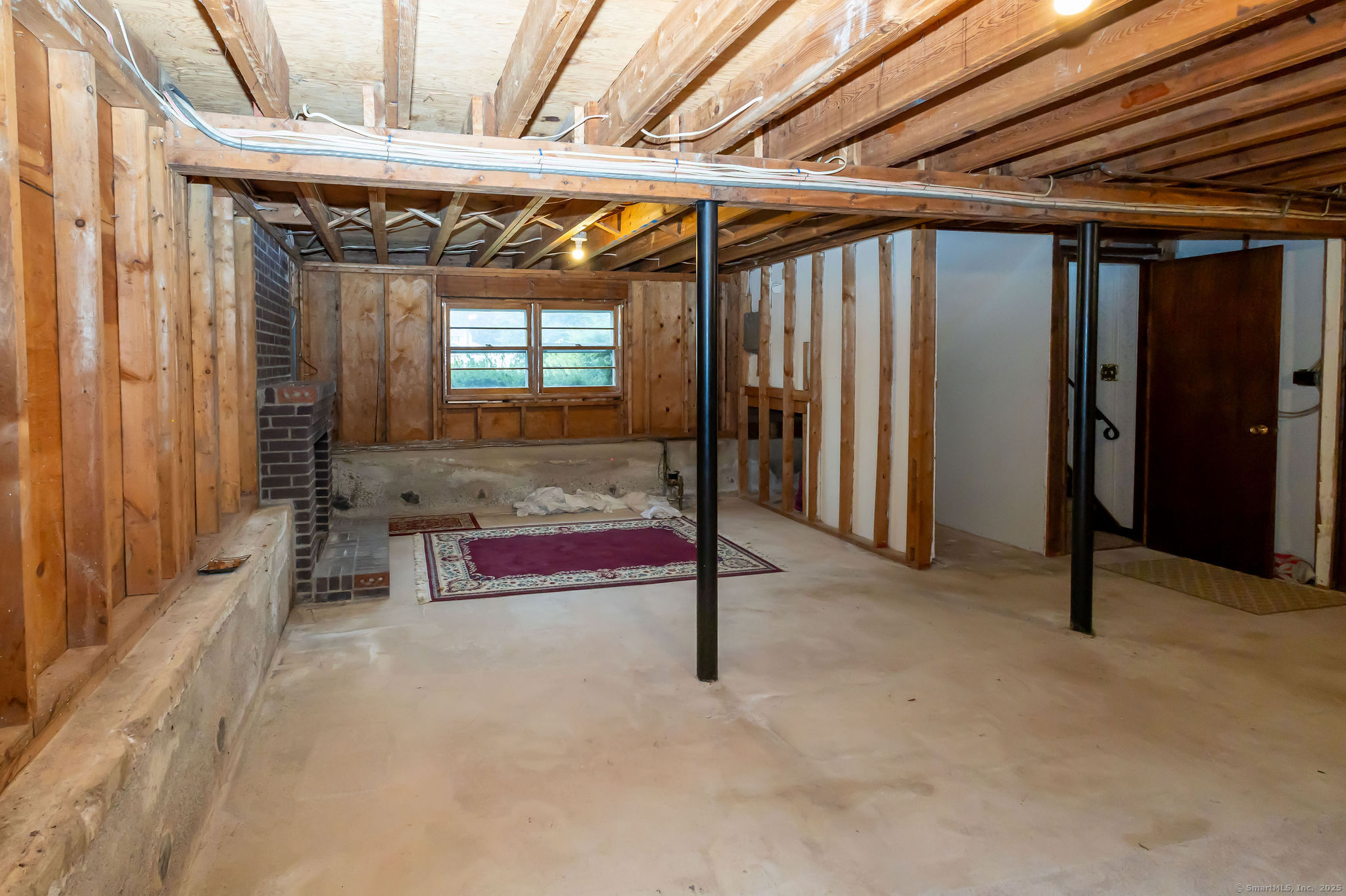 Bristol, Connecticut 06010, United States, 3 Bedrooms Bedrooms, ,2 BathroomsBathrooms,Residential,Active,217916