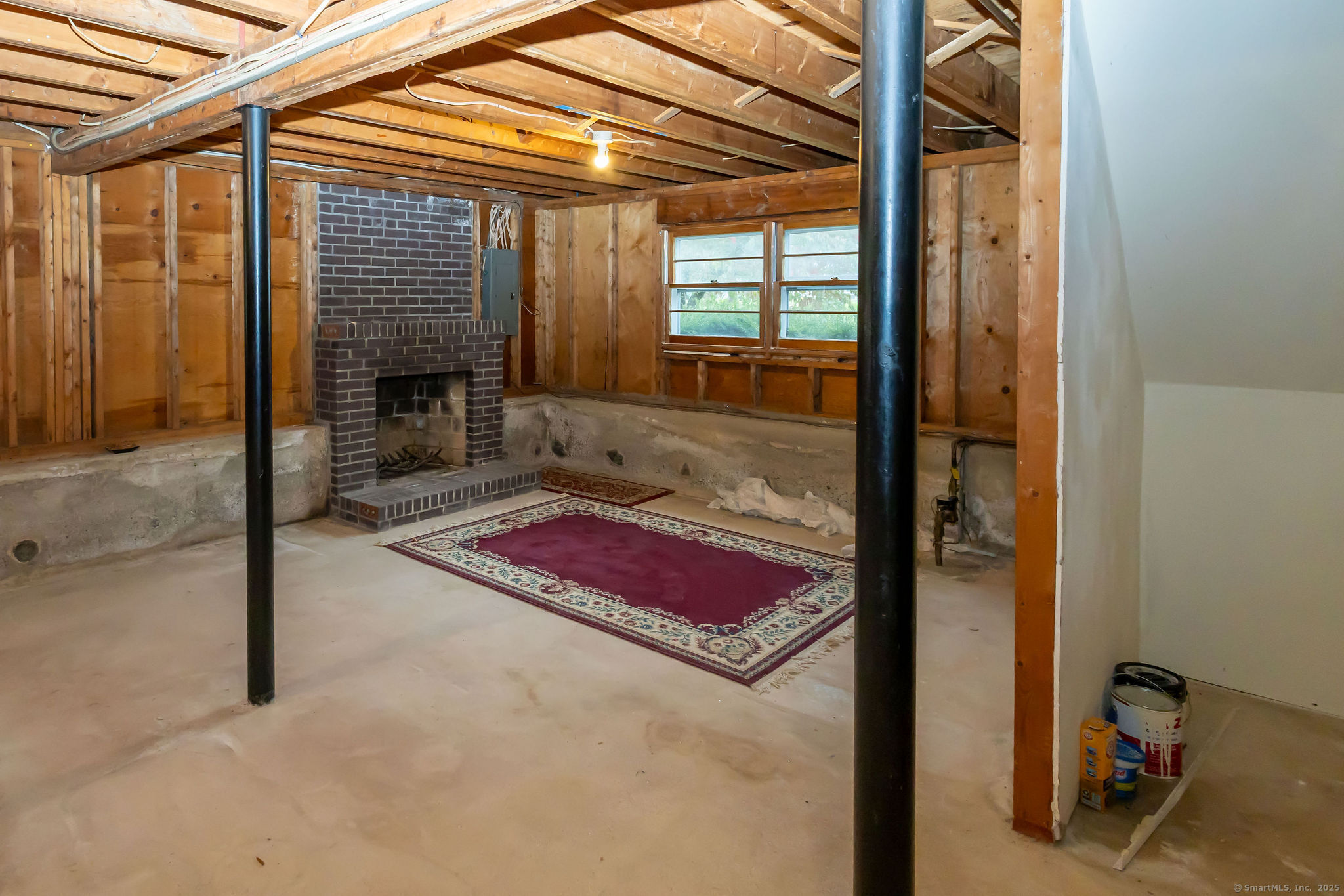 Bristol, Connecticut 06010, United States, 3 Bedrooms Bedrooms, ,2 BathroomsBathrooms,Residential,Active,217916