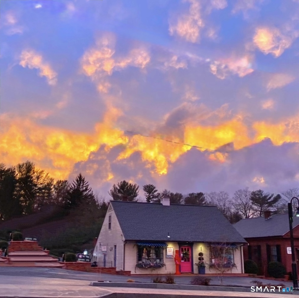 769 Farmington Avenue