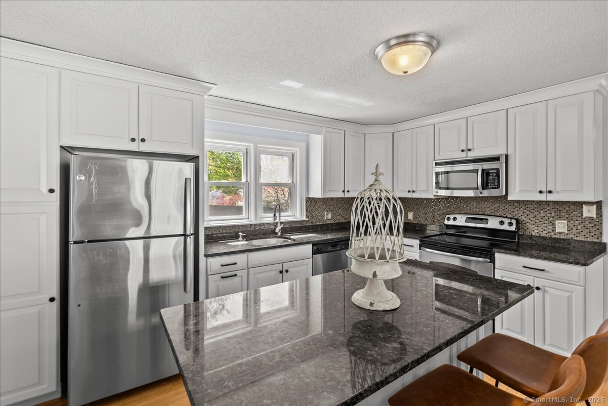 37 Green Street, Wallingford, Connecticut image 12