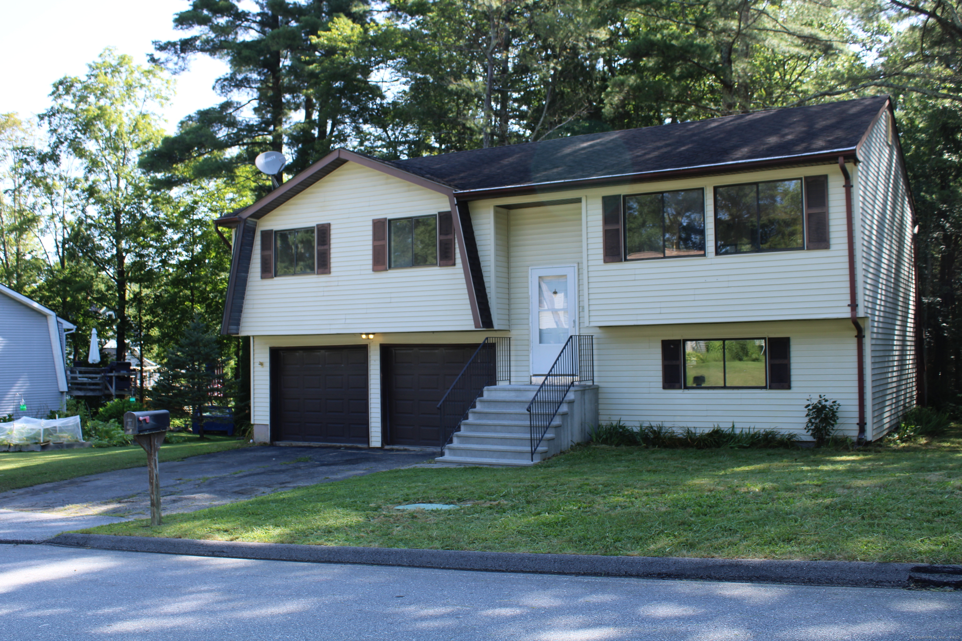 35 White Pine Road