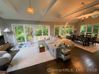 7 White Birch Road