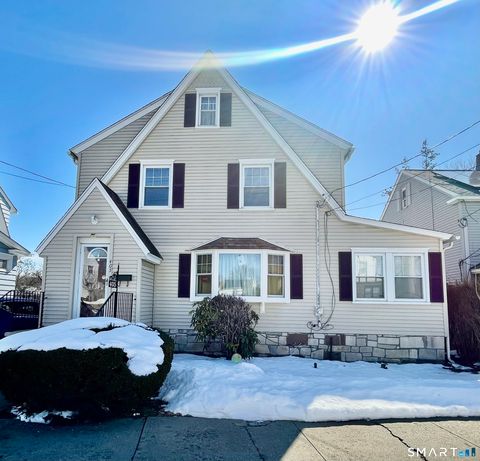 Photo of 405 Westfield Avenue, Bridgeport, CT 06606 (MLS # 24156668)