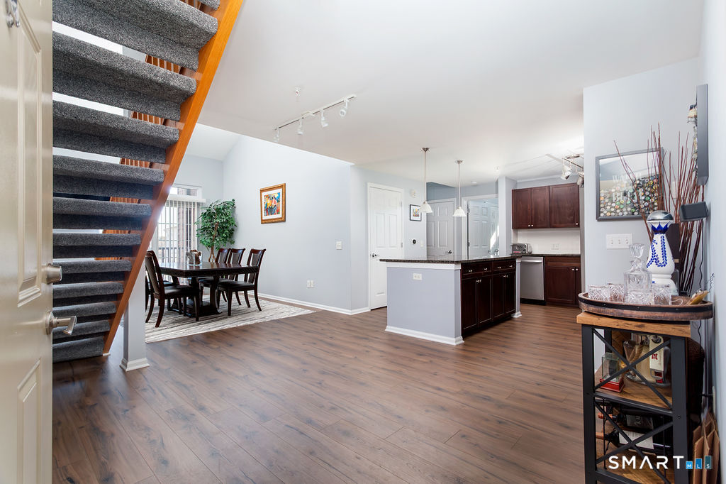 850 East Main Street APT 526