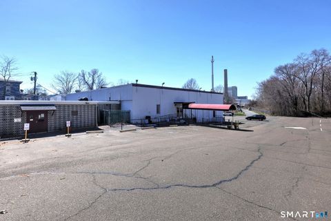 Tiny photo for 560 Woodward Avenue, New Haven, CT 06512 (MLS # 24169427)