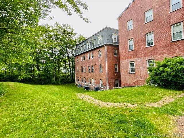 Middletown, Connecticut 06457, United States, 2 Bedrooms Bedrooms, ,2 BathroomsBathrooms,Residential,Active,194399